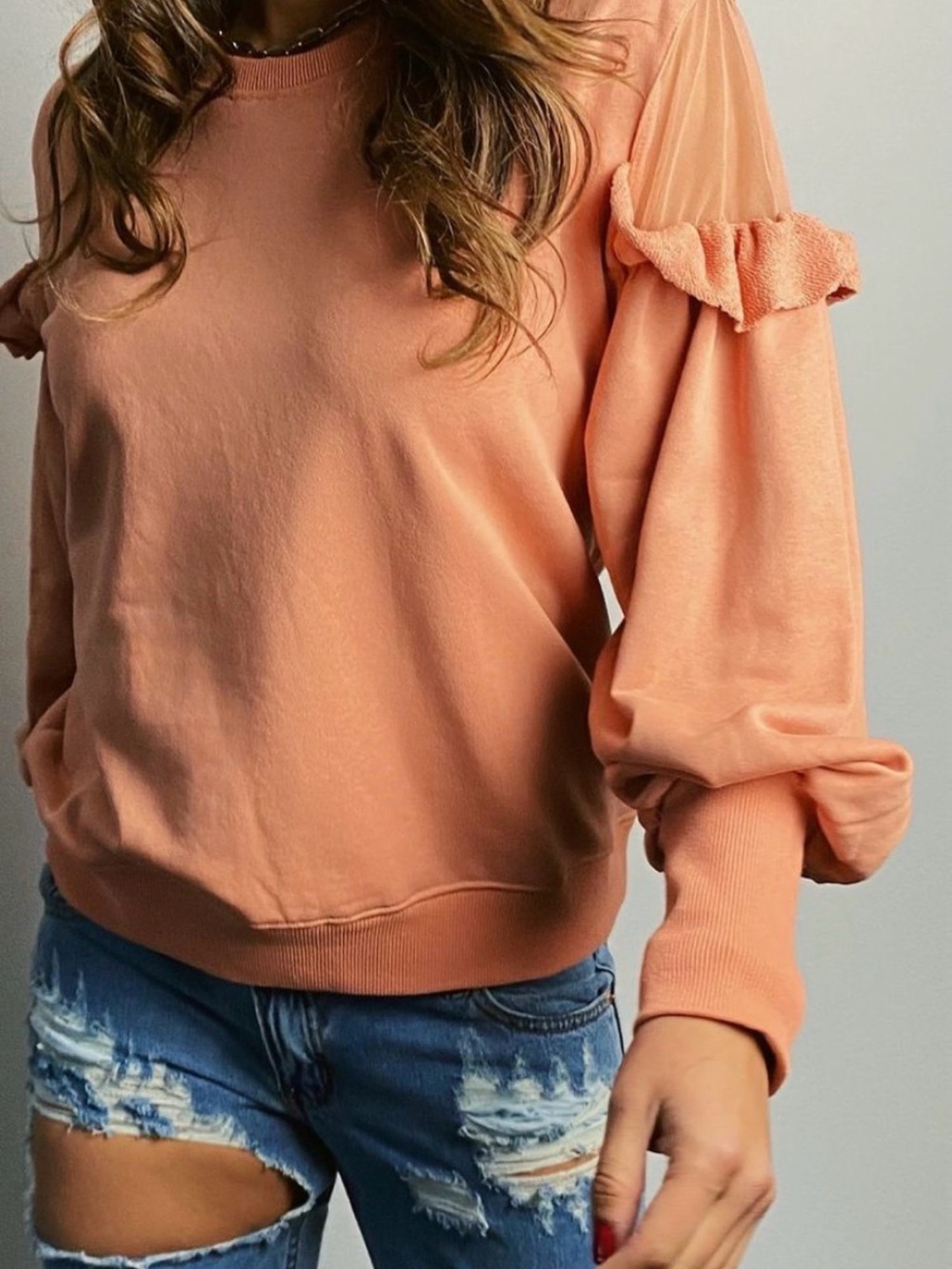 Women’s Peach Ruffle-Sleeve Crewneck Sweater